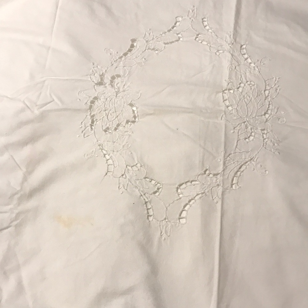 Fine bedding white crib duvet hand smocked